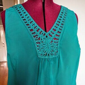 Avenue Emerald Green Braided Yoke Sleeveless Top
